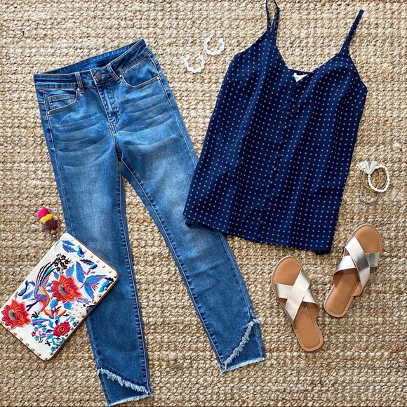 Grace & Lace Button up cami - navy - Picture 5 of 6